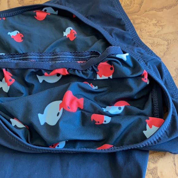 Marc by Marc Jacob’s Kissing Fish Tankini - Picture 2 of 5